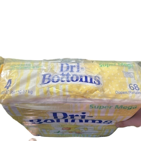 Vintage Dri Bottoms Diapers Suzy’s Zoo Sz 4 68 Count New Sealed Package Straps - Picture 2 of 3